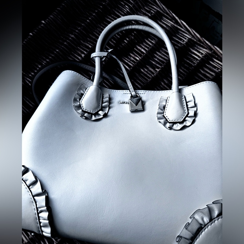 Michael Kors White Ruffle Mercer gallery tote